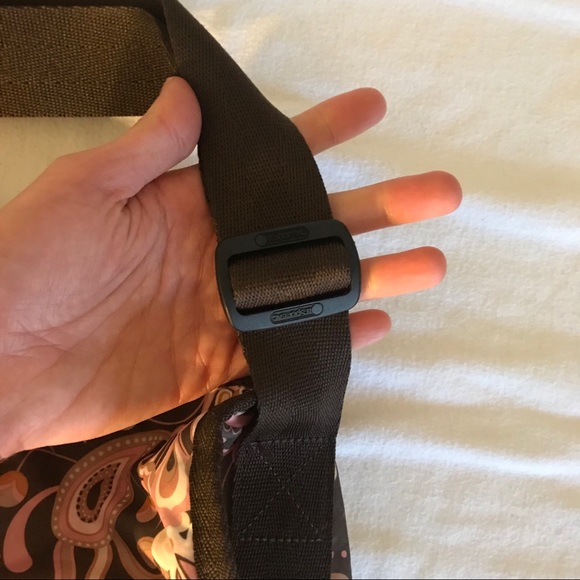 LeSportsac Large Weekender Handbag Floral - Picture 3 of 4